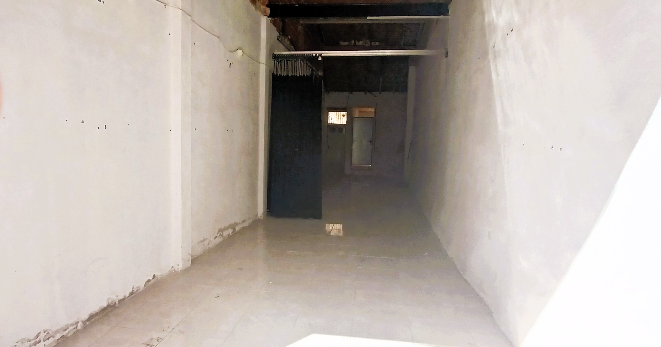 Alquiler_almacén_80_me_centro_ciudad_