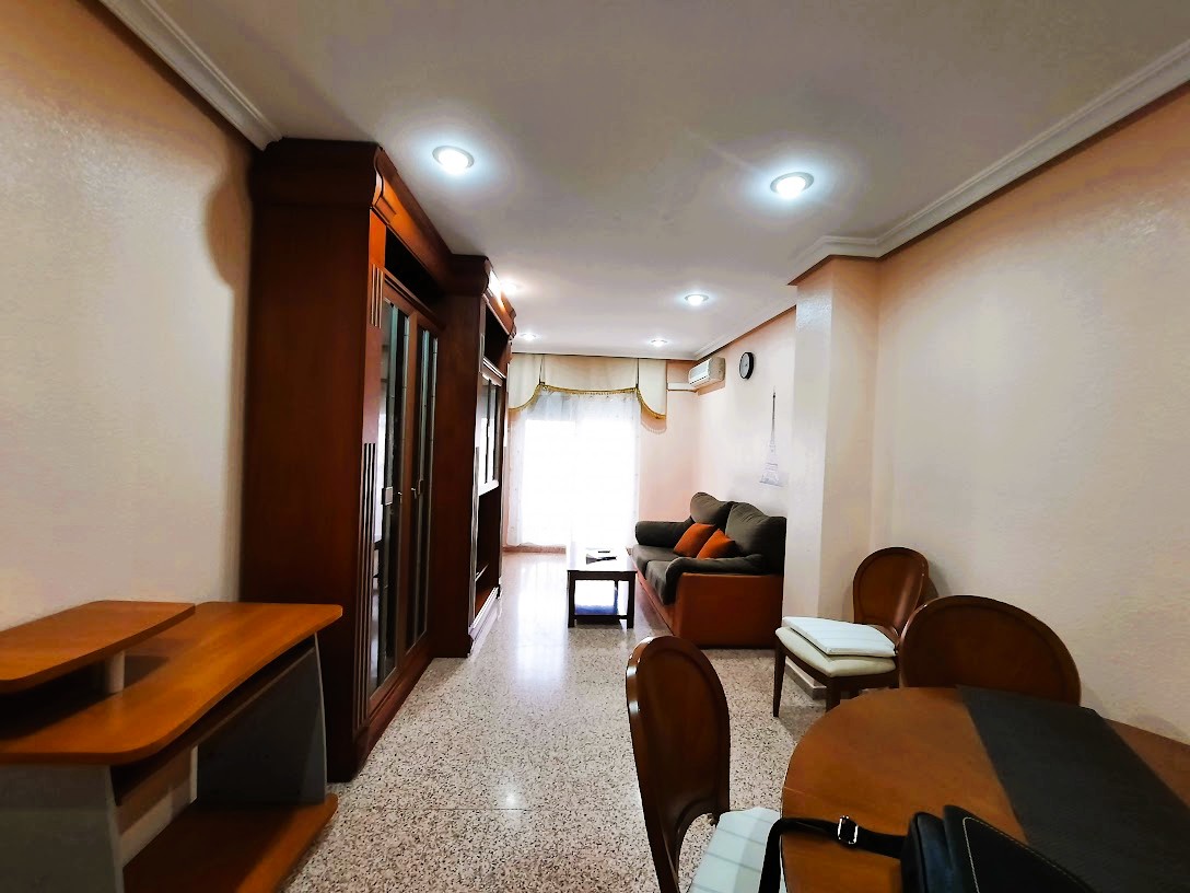 Alquiler_piso_3d_2b_centro_Torrevieja