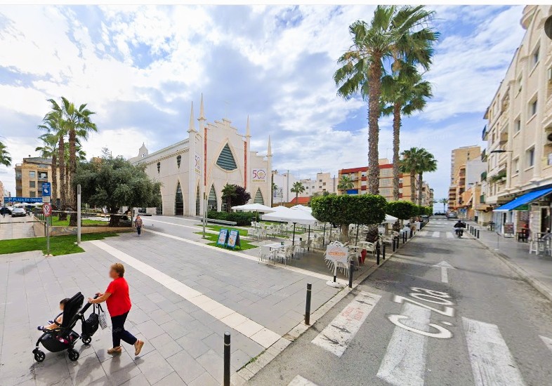 Alquiler_estudio_plaza_de_oriente_Torrevieja