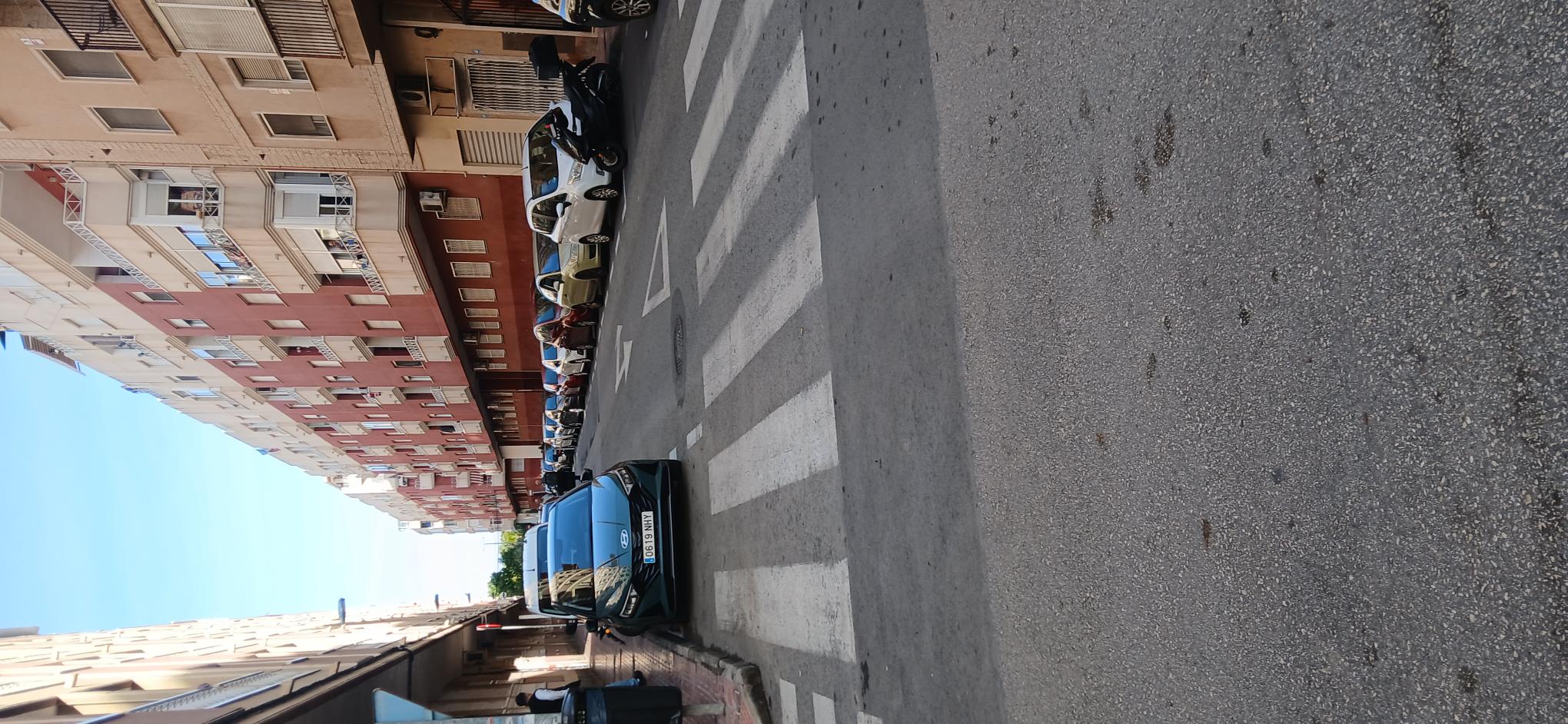 Alquiler_local_150_m2_esquina_centro_Torrevieja