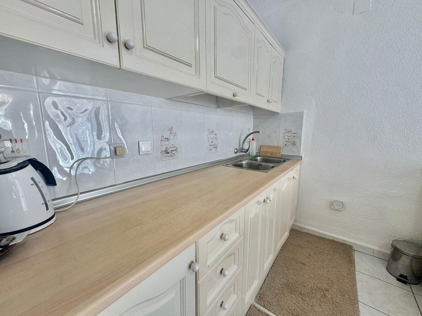 Alquiler_bungalow_1d,_jardín_solárium_El_Chaparral__