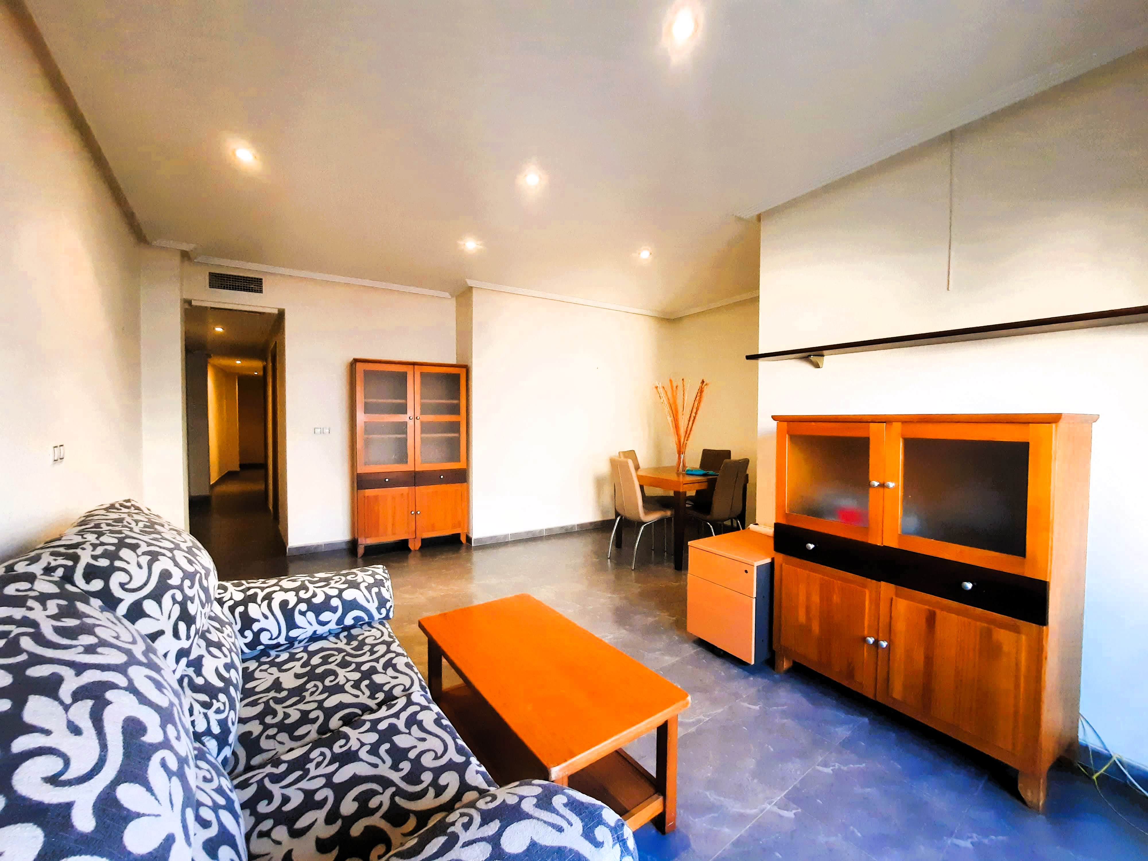 Alquiler_apartamento_2_dormitorios_centro_Torrevieja