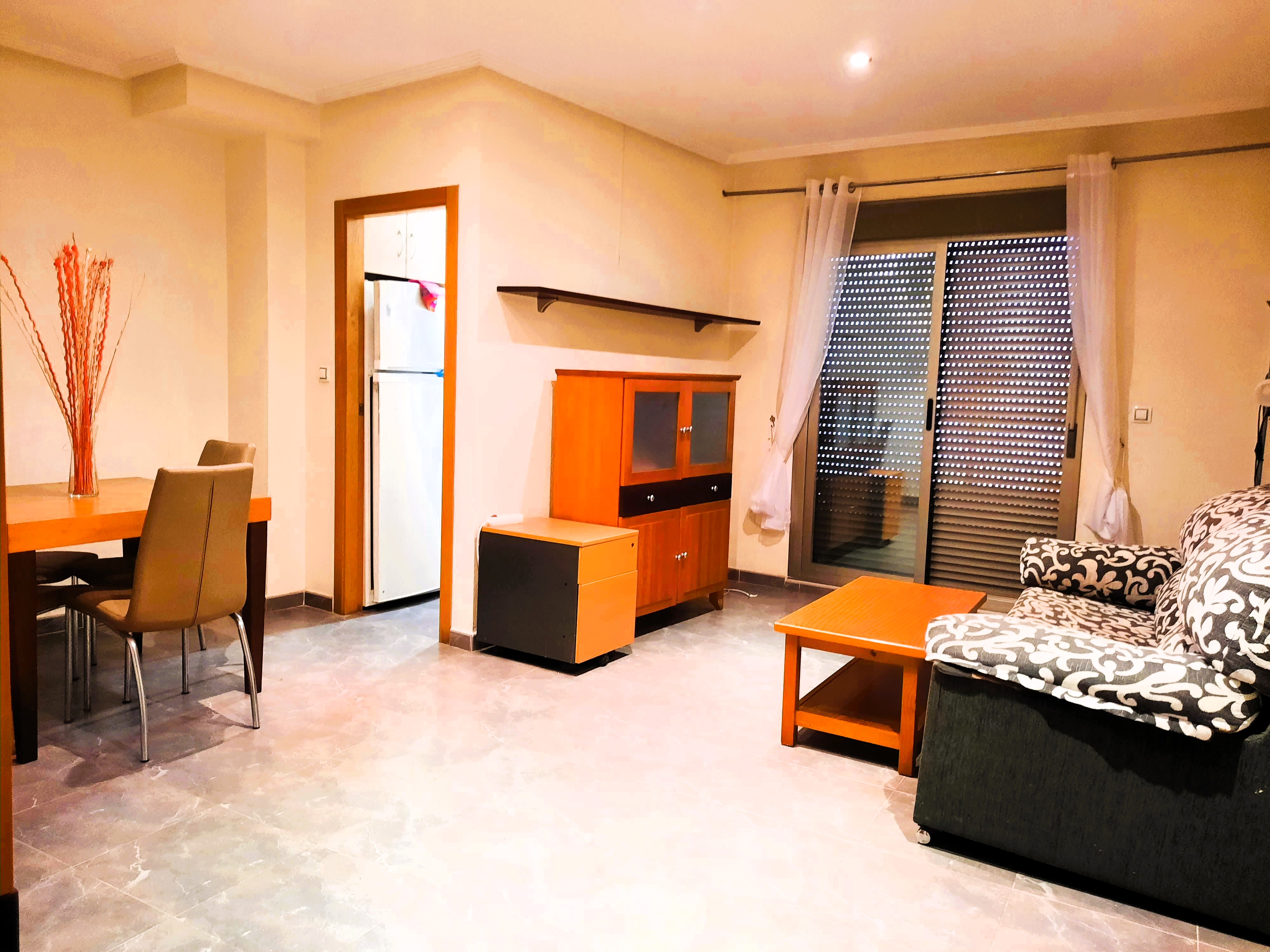 Alquiler_apartamento_2_dormitorios_centro_Torrevieja