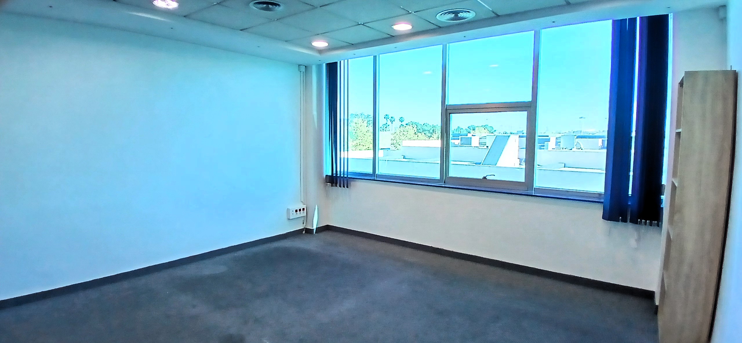 Alquiler_oficina_centro_comercial_polígono_