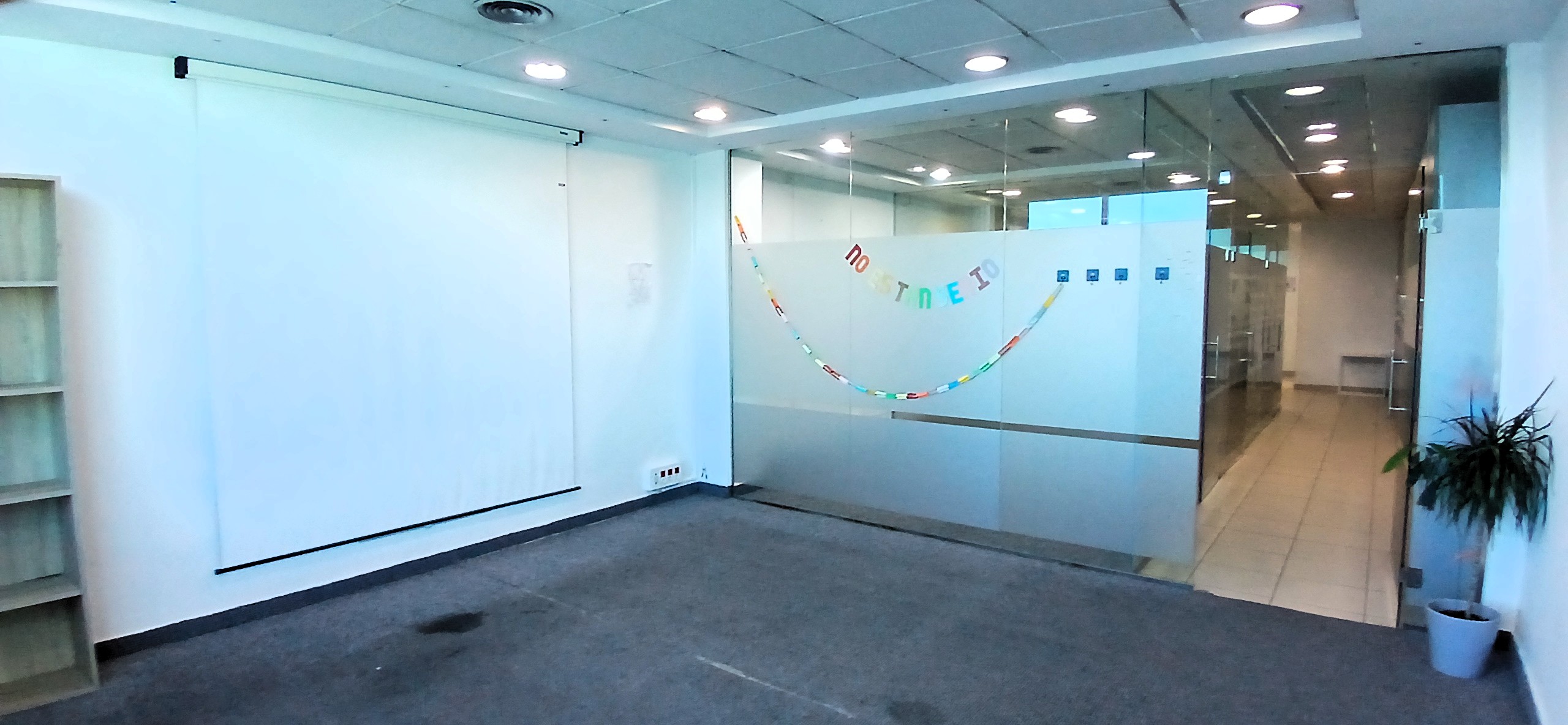 Alquiler_oficina_centro_comercial_polígono_