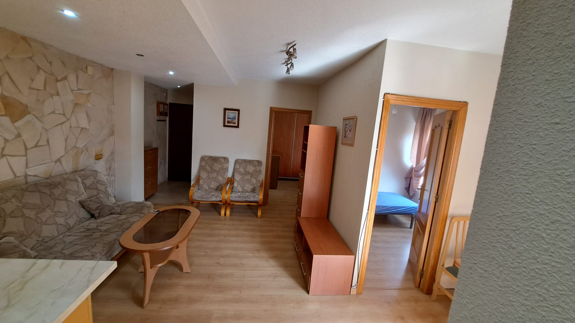 Alquiler_apartamento_2d_con_piscina_Torrevieja
