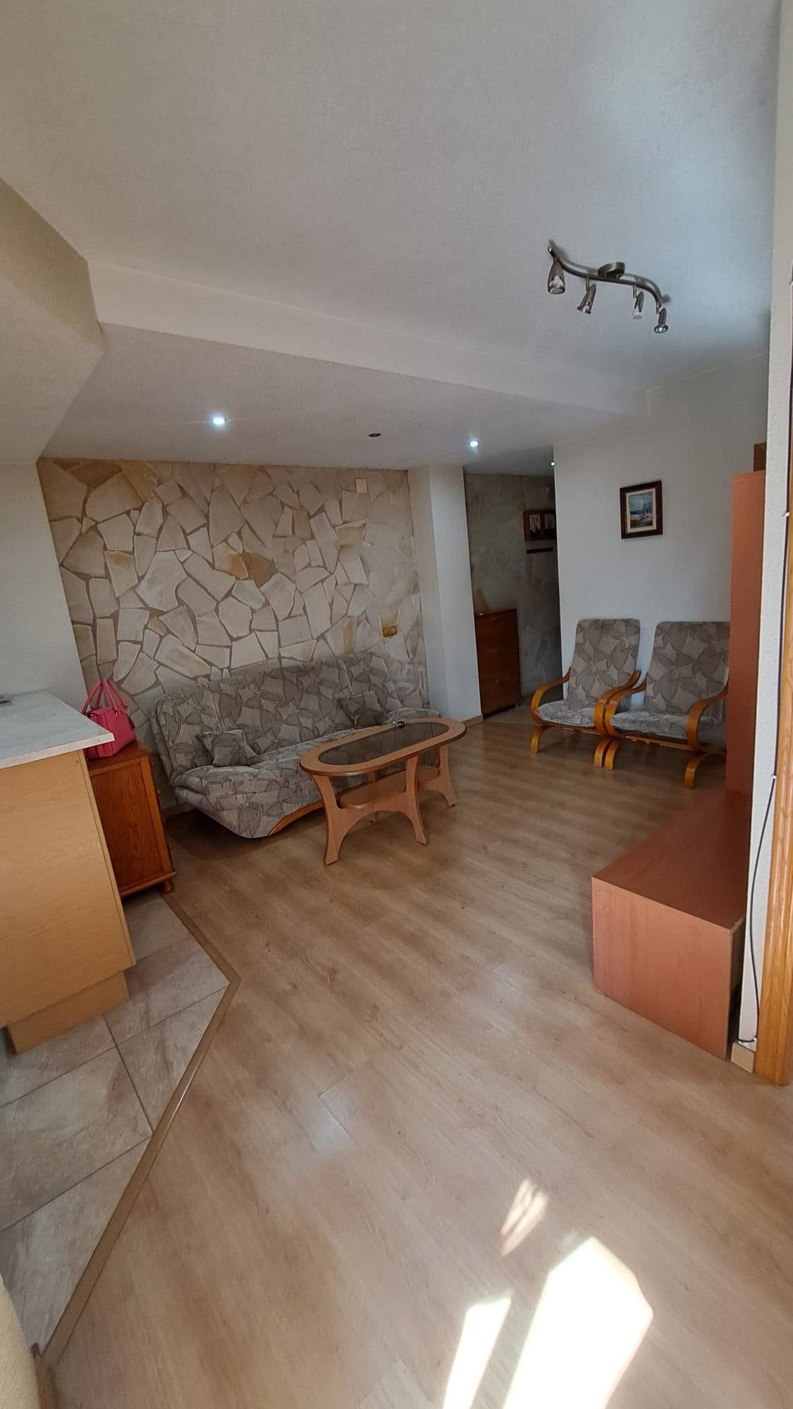 Alquiler_apartamento_2d_con_piscina_Torrevieja
