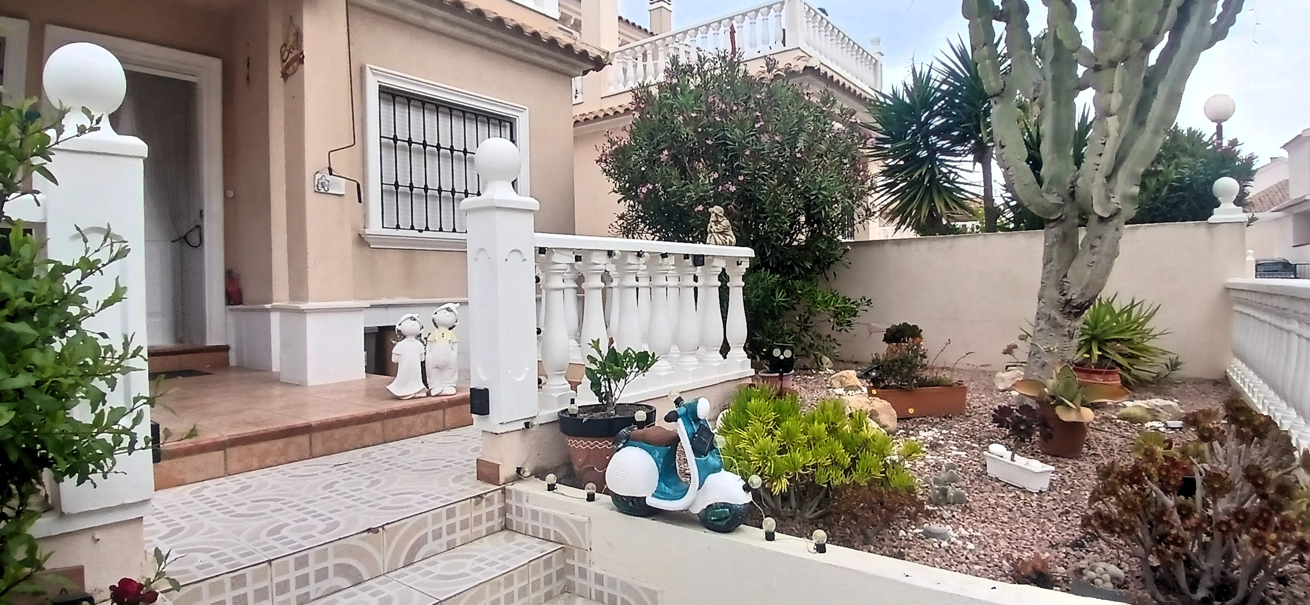 Alquiler_chalet_independiente_3d_2b_Torre_del_Moro