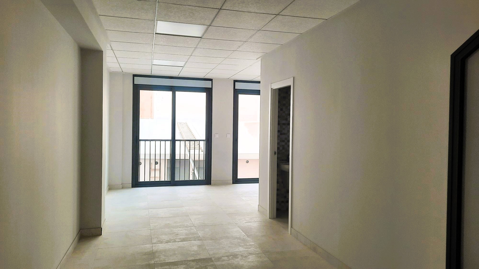 Alquiler_oficina_centro_Torrevieja